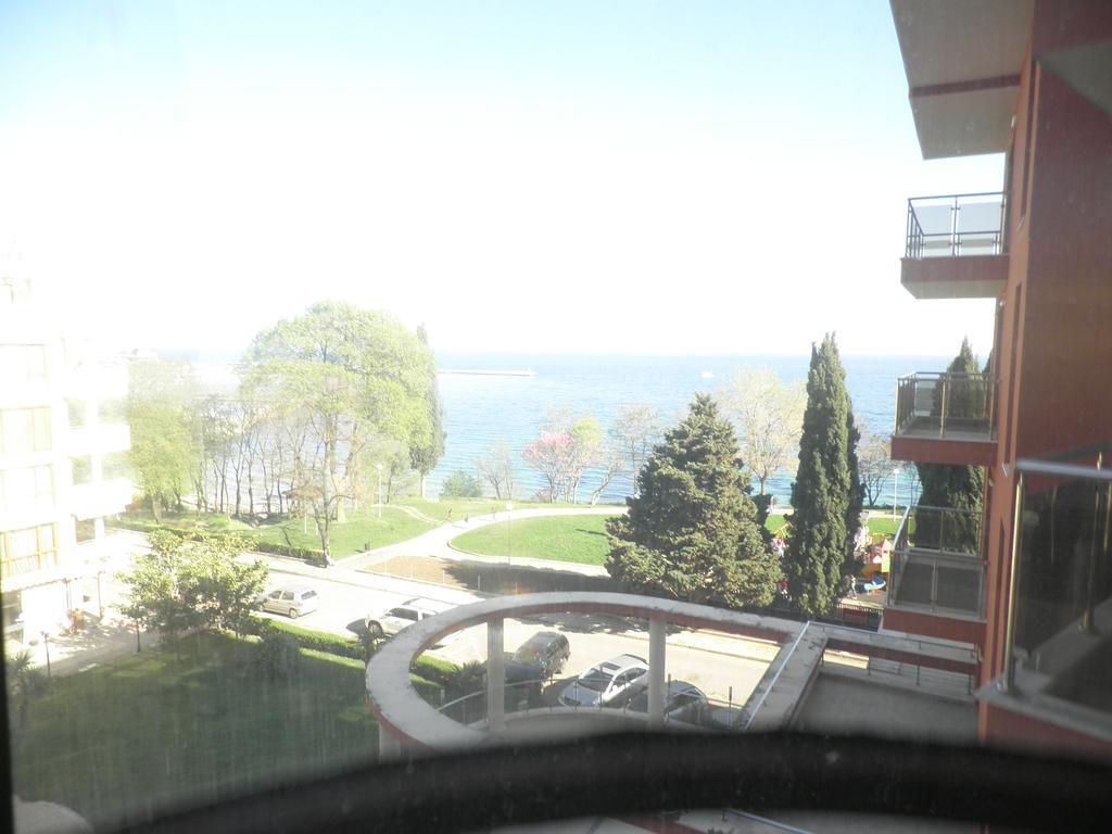 Hotel Vigo Nesebar Buitenkant foto