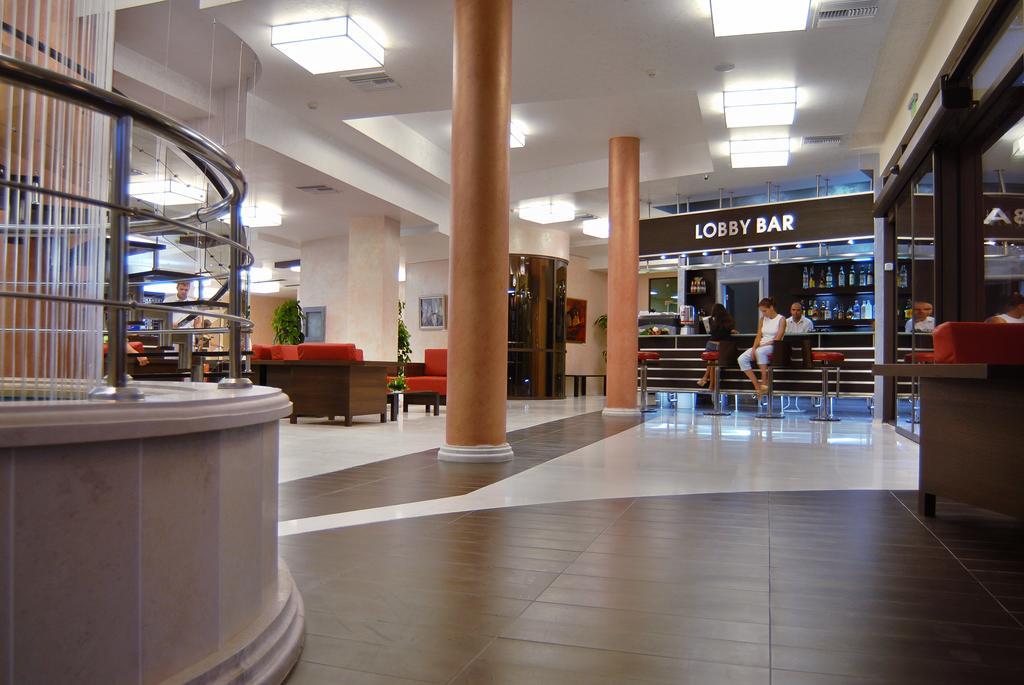 Hotel Vigo Nesebar Buitenkant foto
